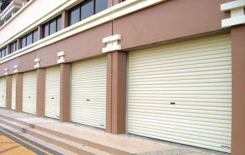 Thi Công Lắp Đặt Cửa Cuốn Giá Rẻ - Uy Tín